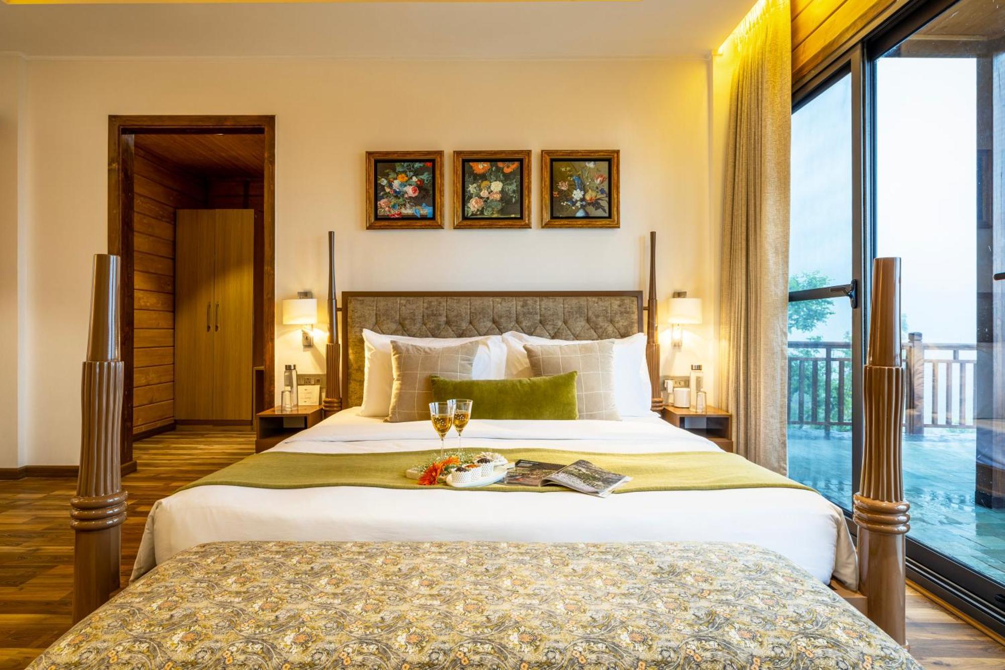 Ama Stays & Trails Kashi House, Rishikesh Ngoại thất bức ảnh