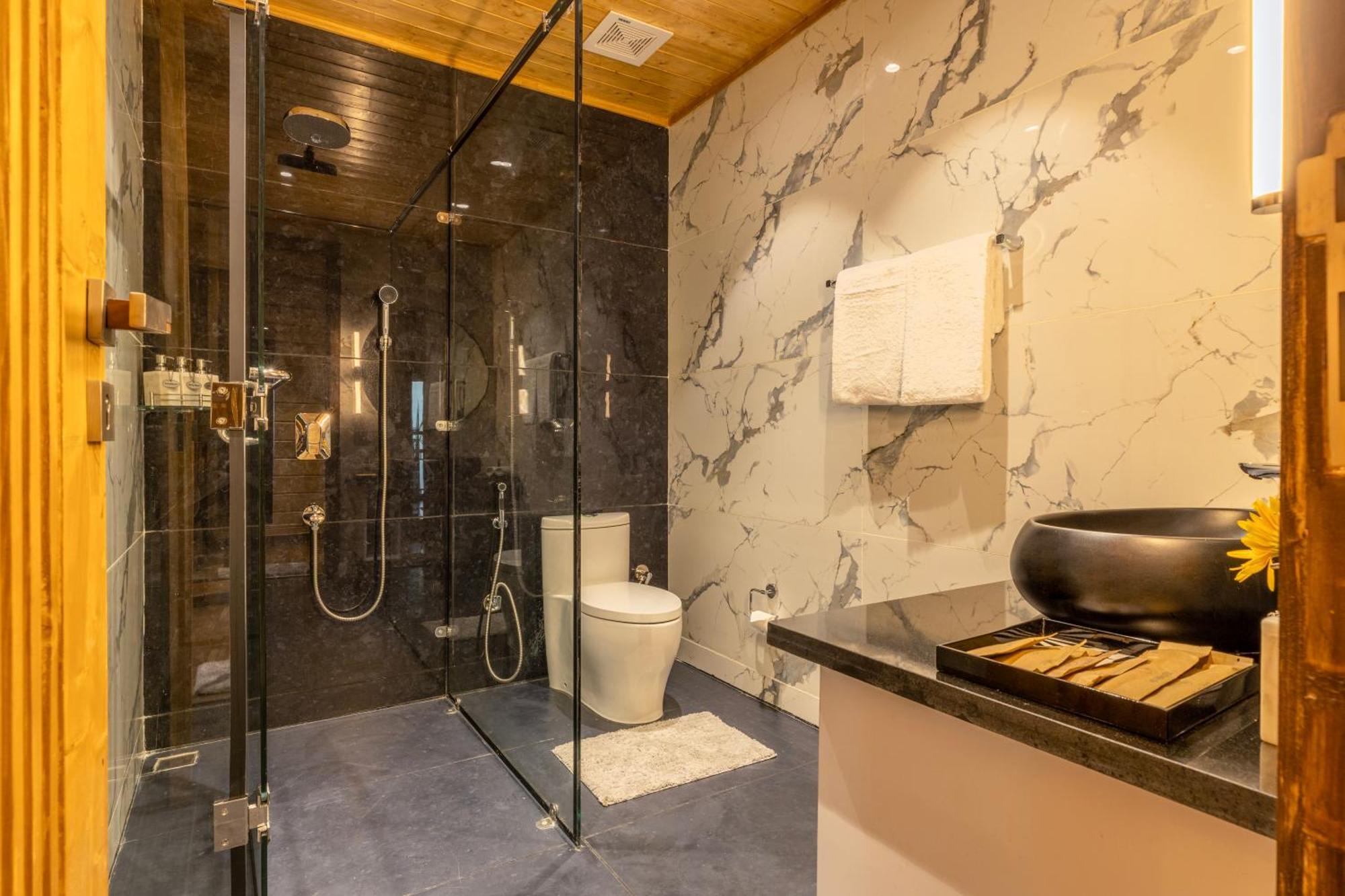Ama Stays & Trails Kashi House, Rishikesh Ngoại thất bức ảnh