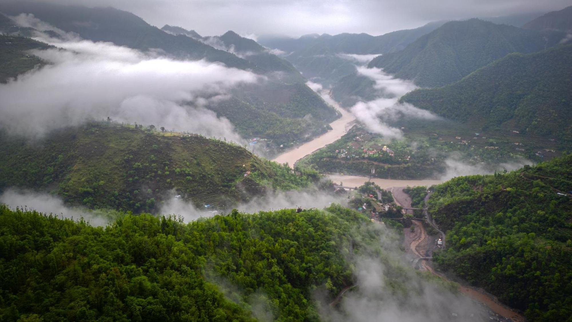 Ama Stays & Trails Kashi House, Rishikesh Ngoại thất bức ảnh