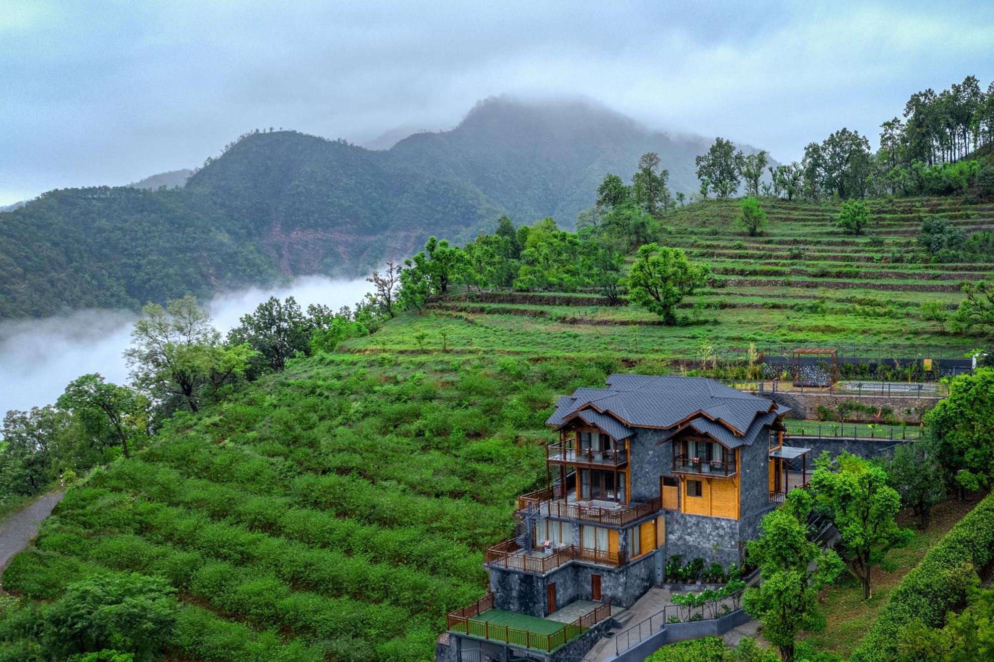 Ama Stays & Trails Kashi House, Rishikesh Ngoại thất bức ảnh