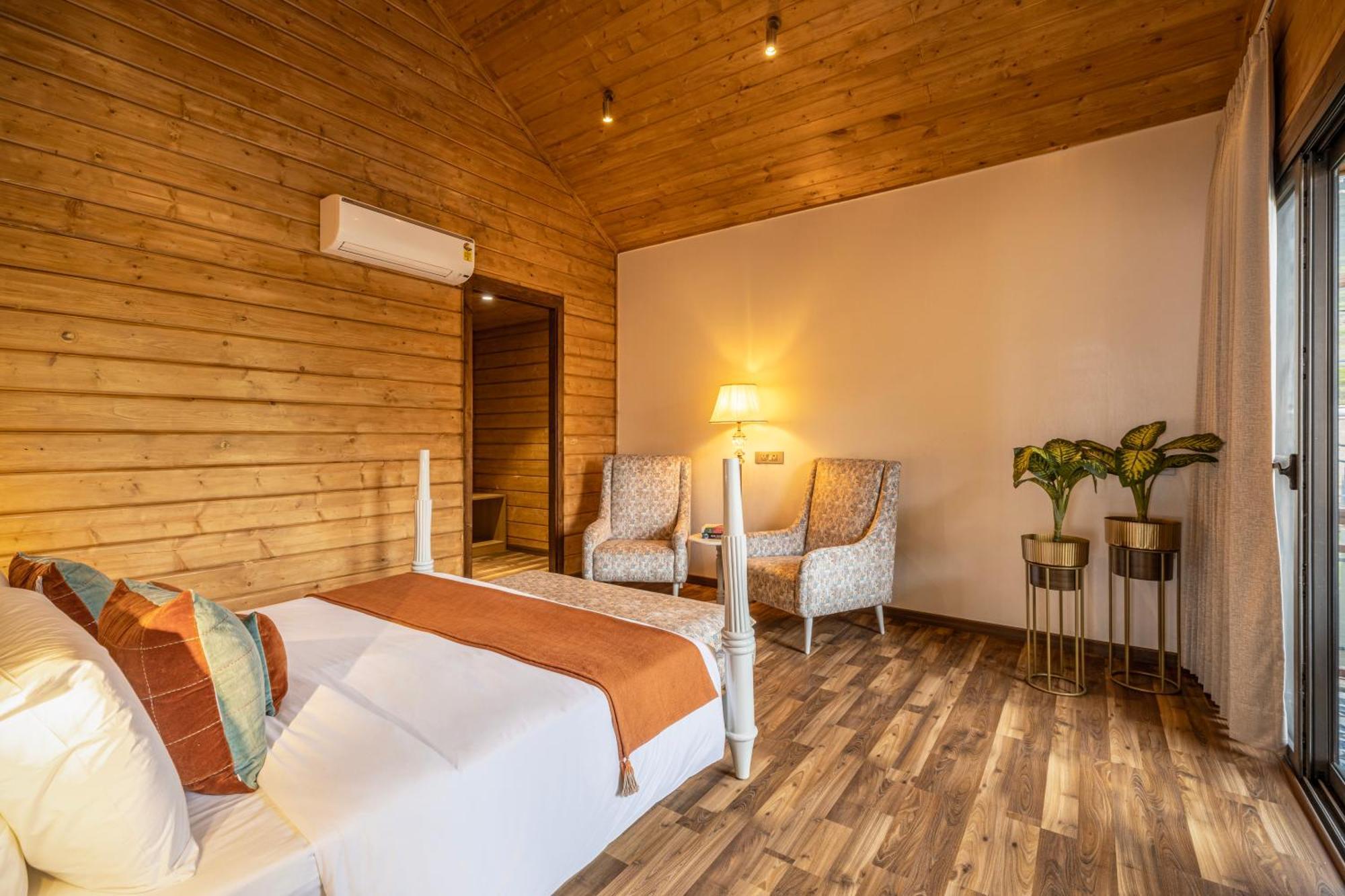 Ama Stays & Trails Kashi House, Rishikesh Ngoại thất bức ảnh
